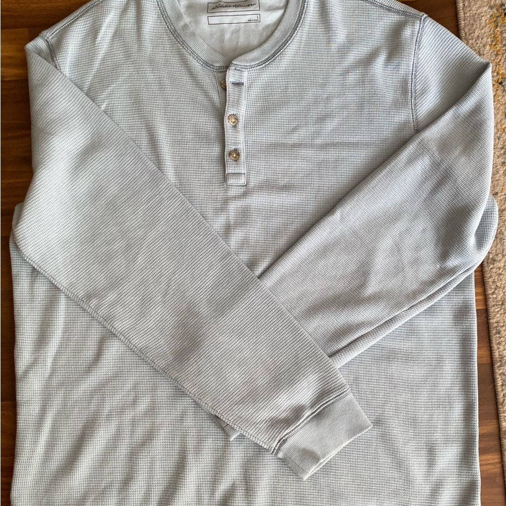 Eddie Bauer Light Gray Long Sleeve Henley (See picts arm light pit stain)